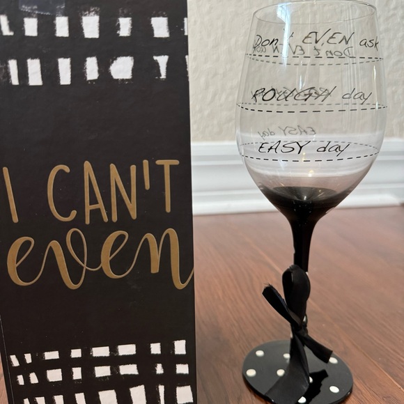 NEW! Fun Playful Wine Glass 12 ounce - Picture 3 of 6